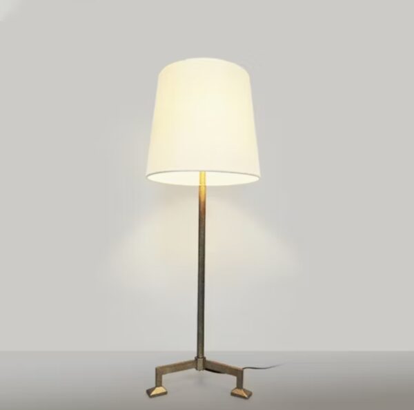 Simple Modern LED Lamp Bedroom Living Room Bedside Metal Table Lamp